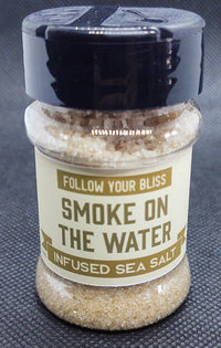 Sel de mer infusé de fumée sur l'eau 1 oz