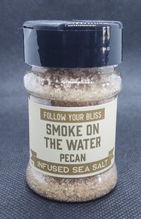 Sel de mer infusé aux noix de pécan Smoke on the Water 1 oz